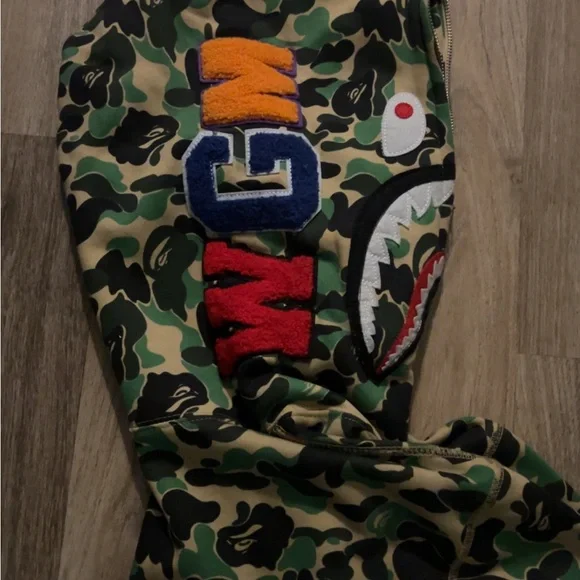 BAPE Shark Full Zip Hoodie Green Camo - Picture 5 of 7